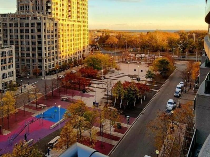 Lakeview Condo In Downtown With Free Parking. Toronto Zimmer foto